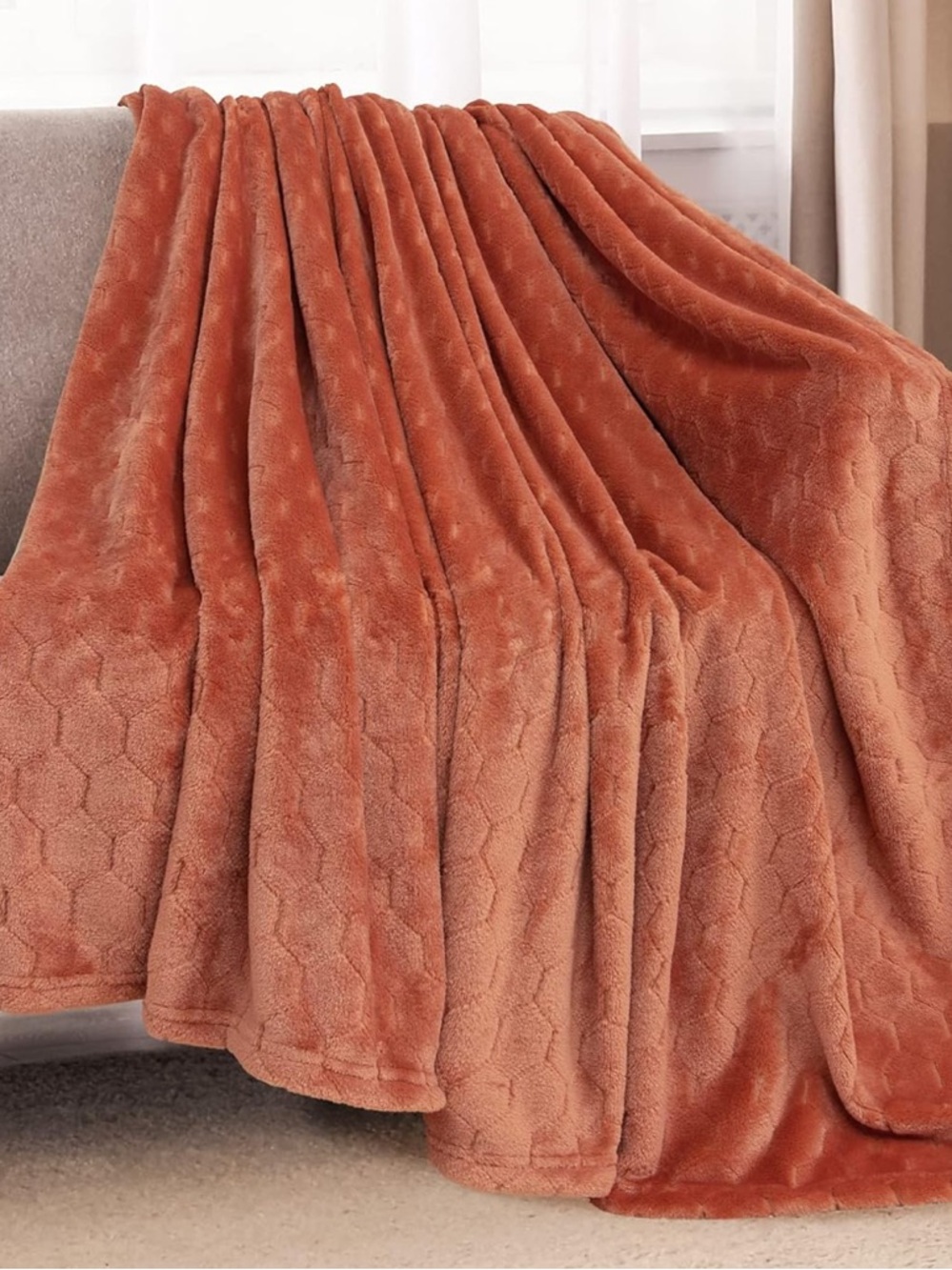 Super Soft Cozy Throw Blanket 50" x 60" - Picture 3 of 5